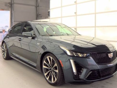 Used 2022 Cadillac CT5 V Blackwing w/ Parking Package RWD image 2