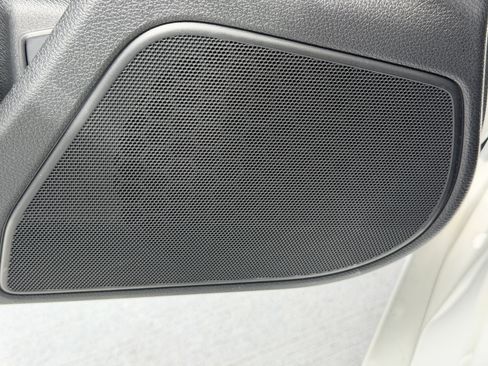 Used 2019 Honda Civic Touring image 17