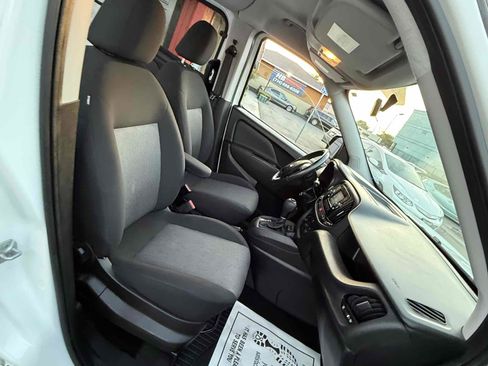 Used 2017 RAM ProMaster City Tradesman SLT w/ Rear Back-up Camera Group FWD image 25