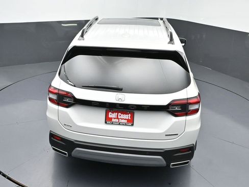 Used 2023 Honda Pilot Touring image 45