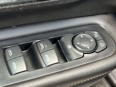 Used 2019 GMC Terrain SLT w/ Preferred Package image 13