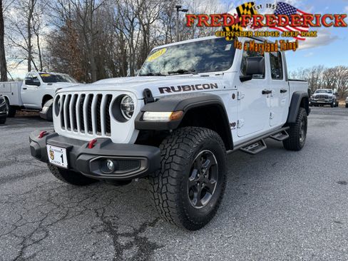 Used 2021 Jeep Gladiator Rubicon image 3
