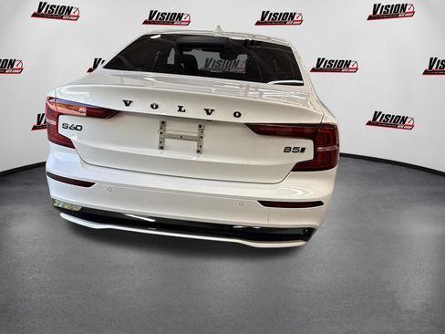 Used 2024 Volvo S60 B5 Plus w/ Climate Package AWD/4WD image 6