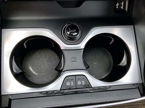 Used 2019 BMW X7 xDrive50i w/ M Sport Package image 36