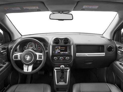 Used 2016 Jeep Compass High Altitude AWD/4WD image 11