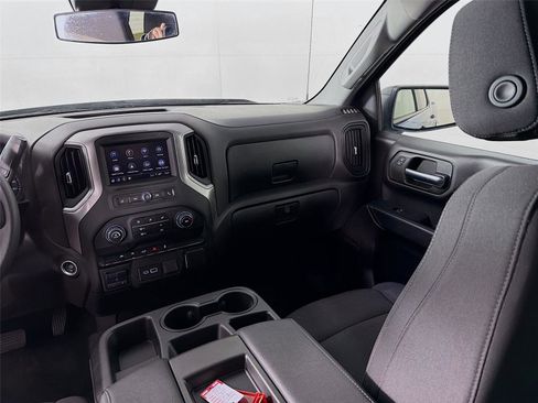 Used 2024 Chevrolet Silverado 1500 Custom image 21