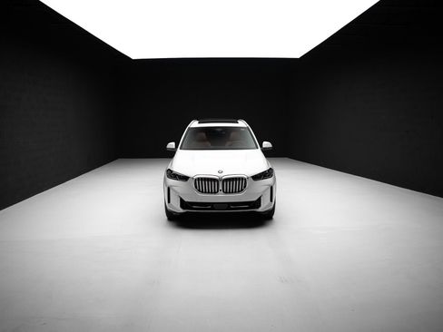 Used 2024 BMW X5 sDrive40i w/ Premium Package RWD image 85