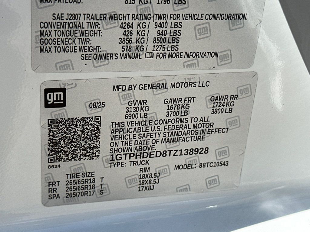 Used 2026 GMC Sierra 1500 SLT RWD image 34