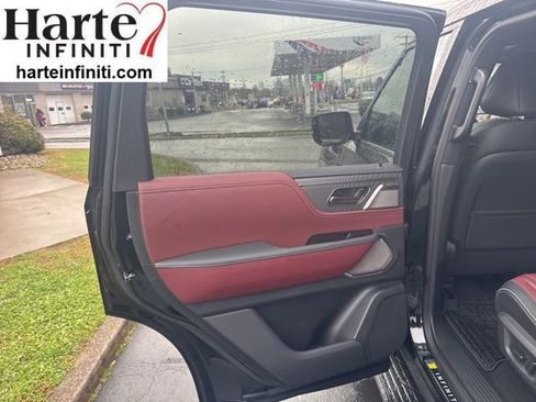 New 2026 INFINITI QX80 Autograph w/ Premium Cargo Package image 7