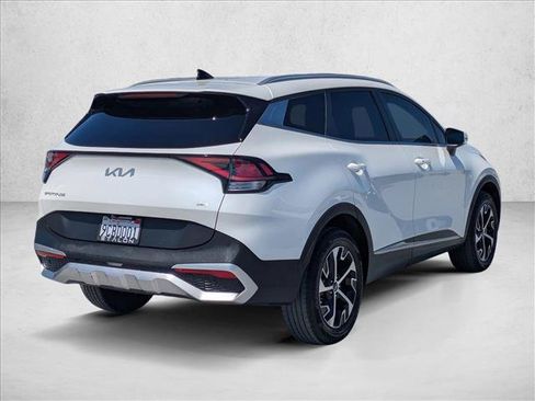 Used 2023 Kia Sportage EX AWD/4WD image 5