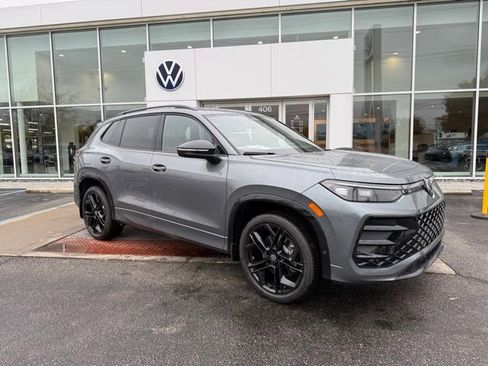 New 2026 Volkswagen Tiguan SE R-Line image 1