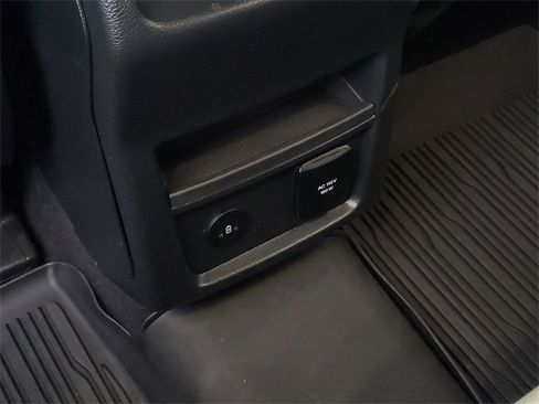 Certified 2022 Ford Edge SEL w/ Convenience Package image 26