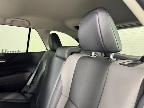 Used 2024 Subaru Outback Onyx Edition image 24