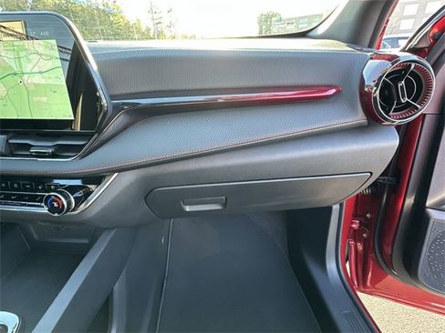 Certified 2025 Chevrolet Equinox RS w/ Safety and Technology Package image 28