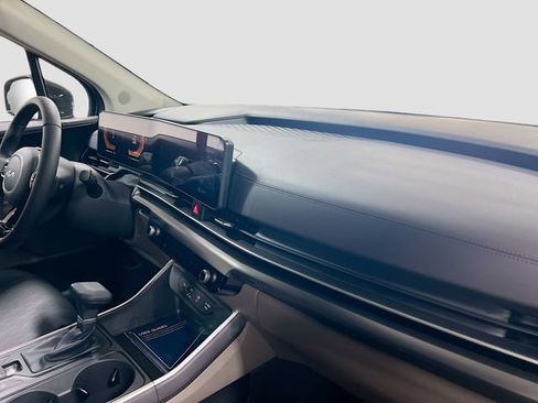 New 2026 Kia Carnival image 31