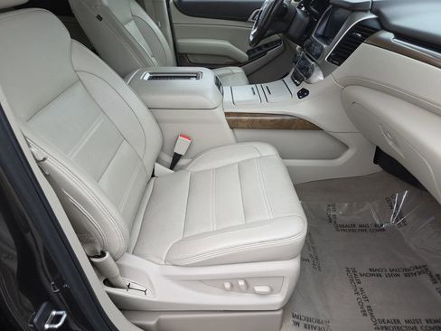 Used 2019 GMC Yukon Denali w/ Denali Ultimate Package image 20