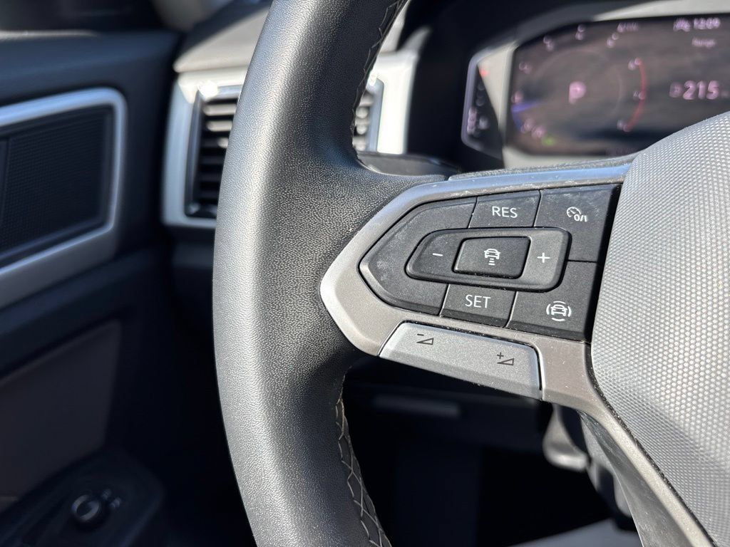 Certified 2022 Volkswagen Atlas SE FWD image 19