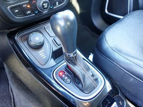 Used 2018 Jeep Compass Limited w/ Navigation Group image 21