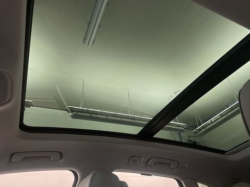 Used 2023 Audi Q5 2.0T Prestige w/ Prestige Package image 13