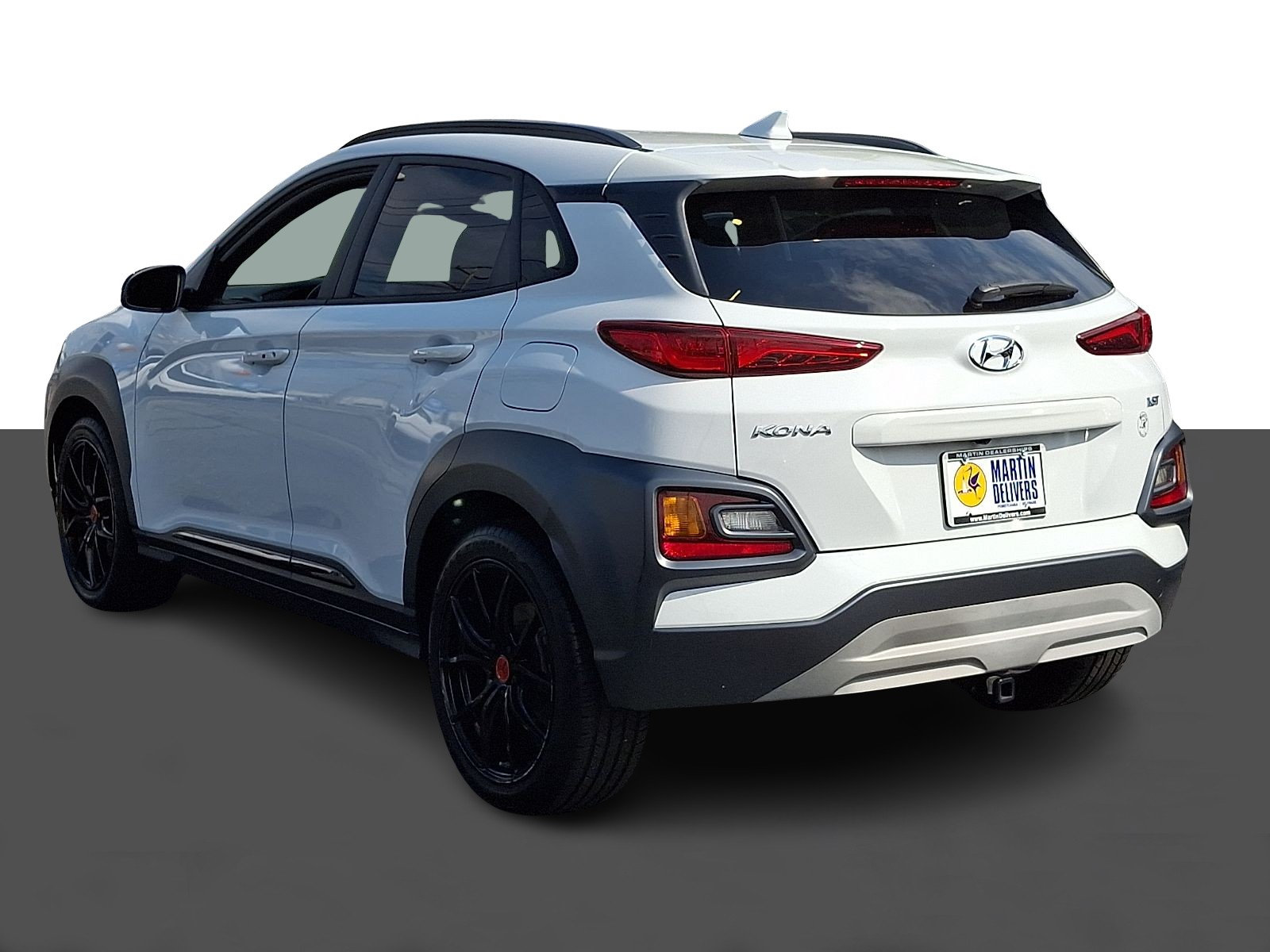 Used 2021 Hyundai Kona Night w/ Cargo Package FWD image 4