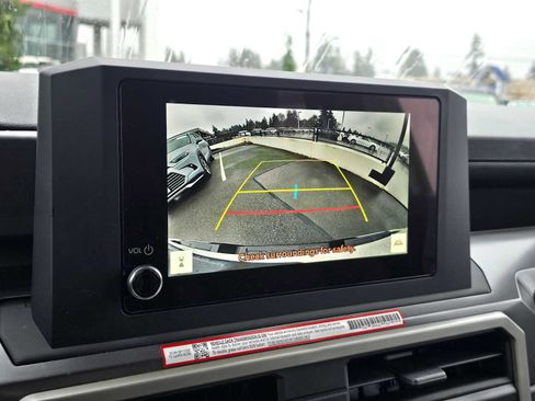 Certified 2025 Toyota Tacoma SR5 image 29