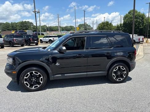 Certified 2023 Ford Bronco Sport Outer Banks w/ Tech Package AWD/4WD image 5