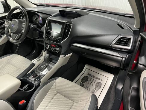 Used 2024 Subaru Forester Premium image 3