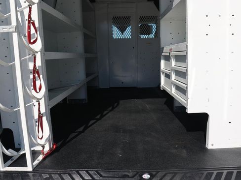 Used 2020 Ford Transit 250 Medium Roof image 21