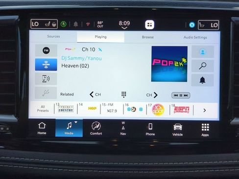 Used 2026 Chrysler Pacifica Limited FWD image 15