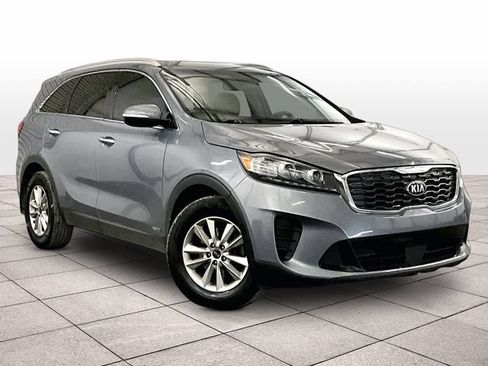 Used 2020 Kia Sorento LX w/ LX I4 Convenience Package AWD/4WD image 3