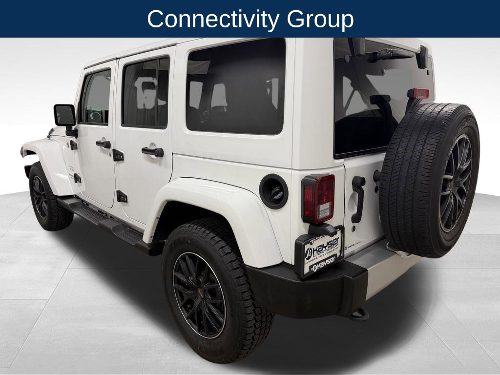 Used 2017 Jeep Wrangler Unlimited Sahara w/ Connectivity Group AWD/4WD image 6