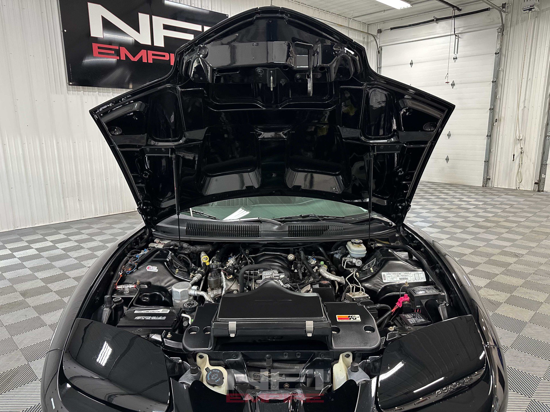 Used 1998 Pontiac Firebird Formula w/ Security Pkg RWD image 41