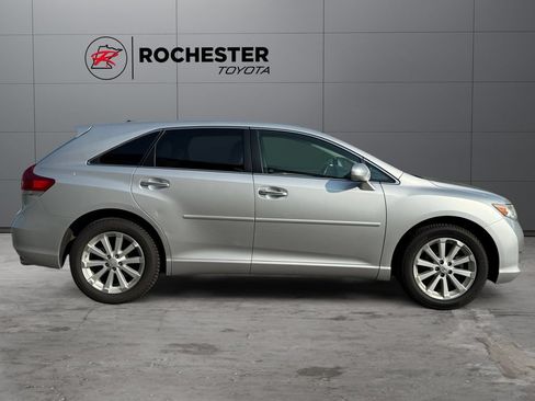 Used 2009 Toyota Venza AWD w/ Comfort Pkg image 6