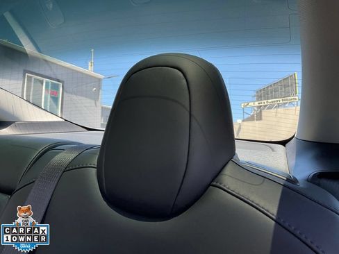 Used 2021 Tesla Model 3 Long Range AWD/4WD image 34