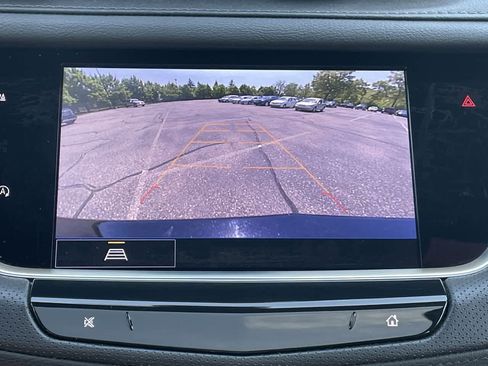 Used 2025 Cadillac XT5 Premium Luxury AWD/4WD image 28
