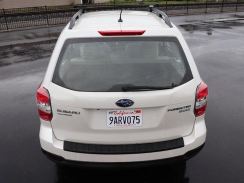 Used 2015 Subaru Forester 2.5i w/ Alloy Wheel Package image 7
