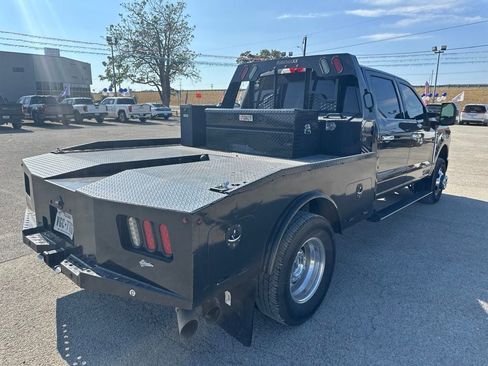 Used 2024 Ford F350 Lariat w/ Lariat Ultimate Package AWD/4WD image 6