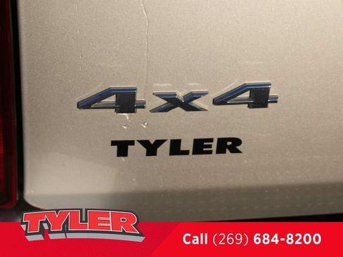 Used 2012 Jeep Liberty Sport w/ Popular Equipment Group AWD/4WD image 14
