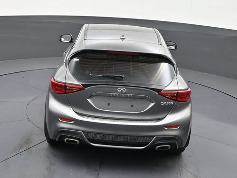 Used 2019 INFINITI QX30 Sport w/ Cargo Package FWD image 17