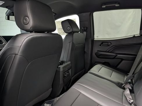 New 2026 Chevrolet Colorado Trail Boss AWD/4WD image 13