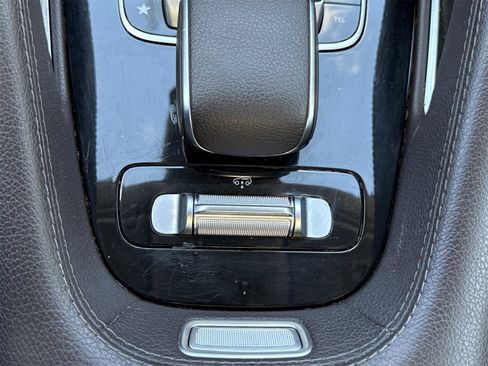 Used 2020 Mercedes-Benz GLS 450 4MATIC image 34