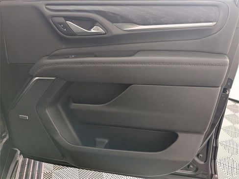 Used 2023 GMC Yukon Denali image 35