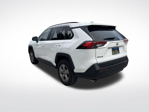 Used 2025 Toyota RAV4 XLE FWD image 6