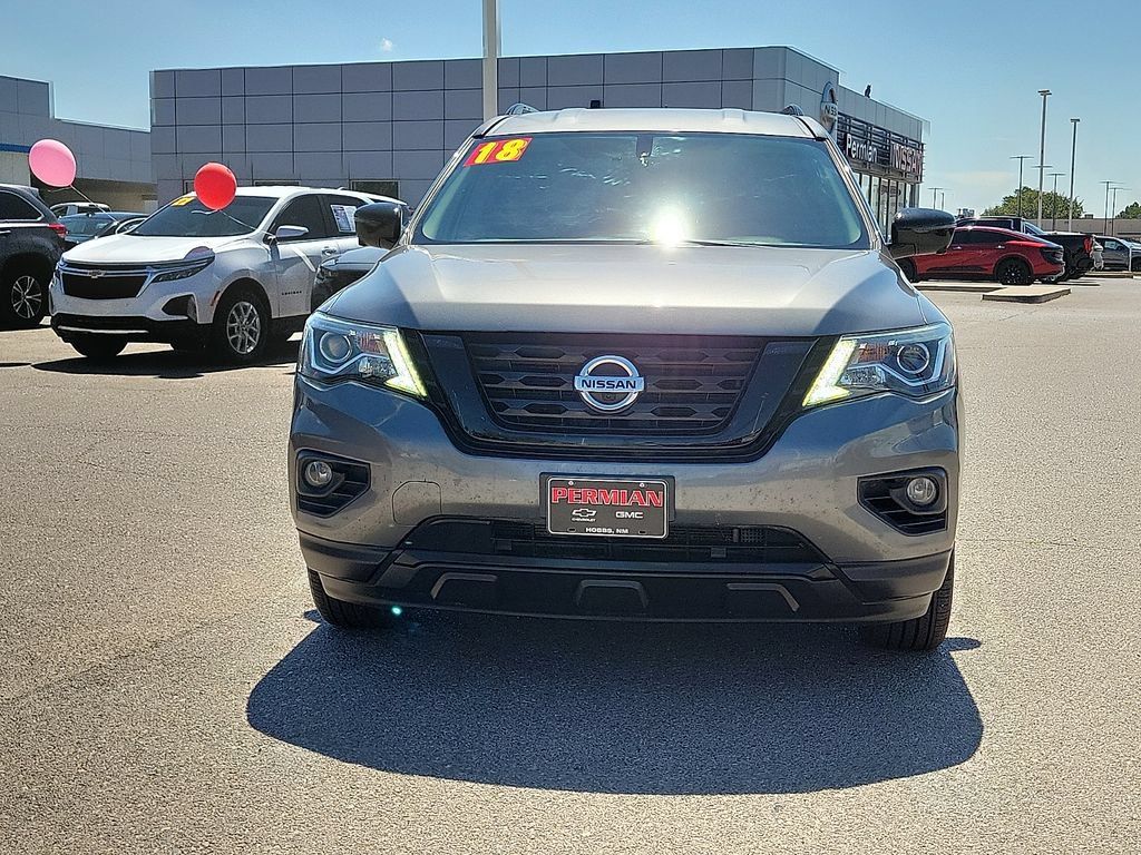 Used 2018 Nissan Pathfinder SL w/ Midnight Edition Package AWD/4WD image 3