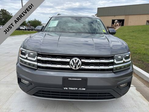 Used 2019 Volkswagen Atlas SE FWD image 2