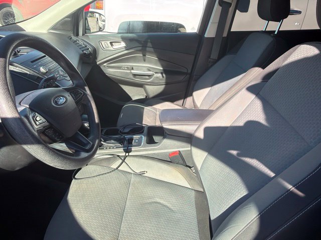 Used 2018 Ford Escape SE FWD image 40