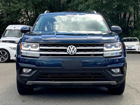 Used 2018 Volkswagen Atlas SE image 2