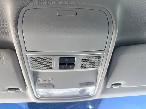 Used 2012 Volkswagen Tiguan S FWD image 22