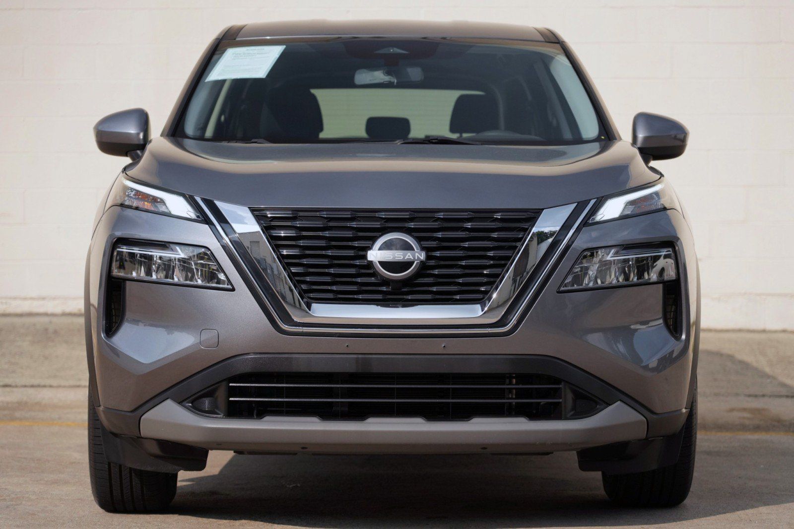 Used 2023 Nissan Rogue SV FWD image 6