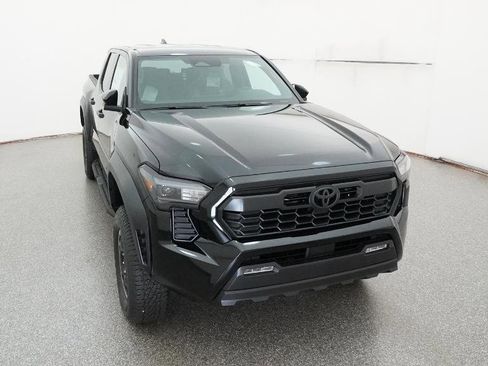 New 2025 Toyota Tacoma TRD Off-Road image 13